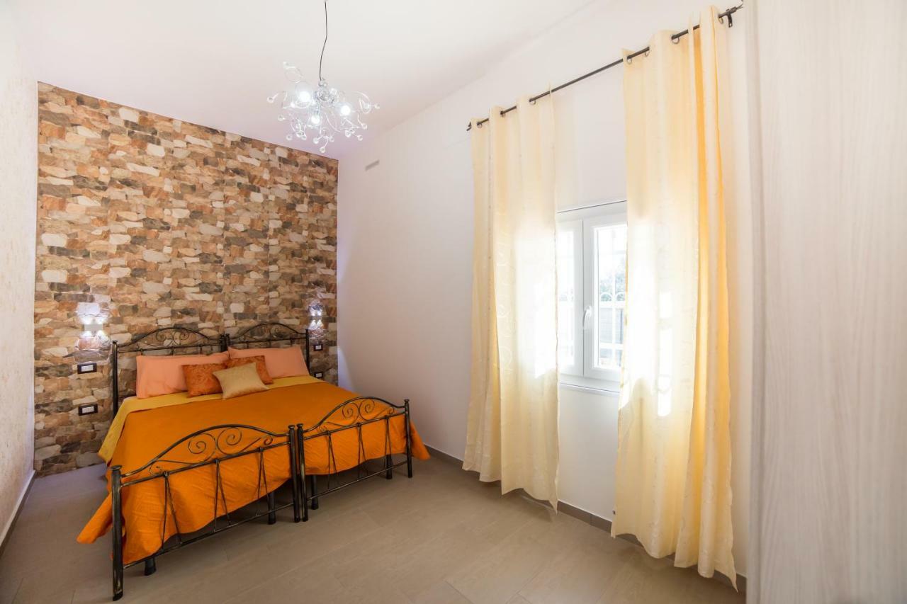 Villetta Mari Con Piscina Esclusiva Nel Salento Capilungo Ngoại thất bức ảnh