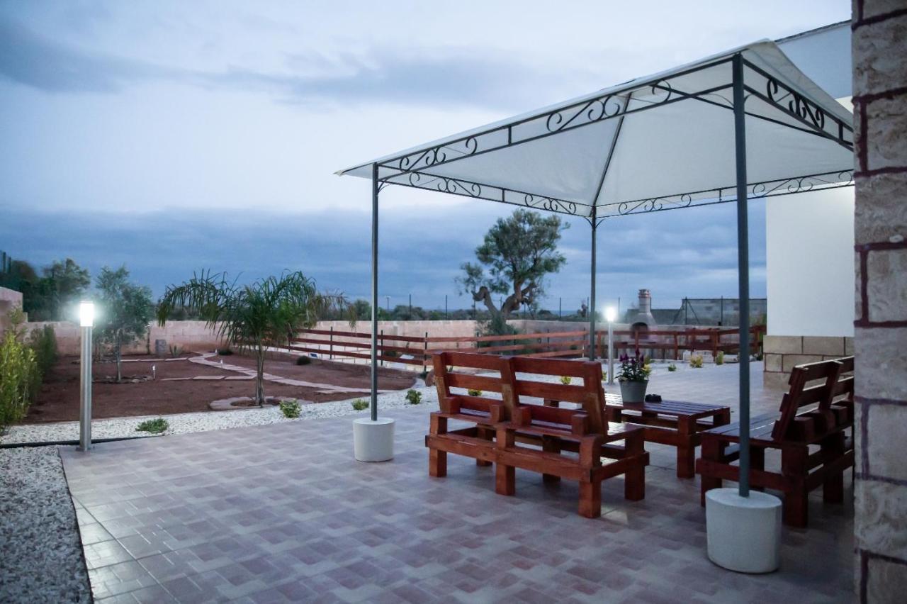 Villetta Mari Con Piscina Esclusiva Nel Salento Capilungo Ngoại thất bức ảnh