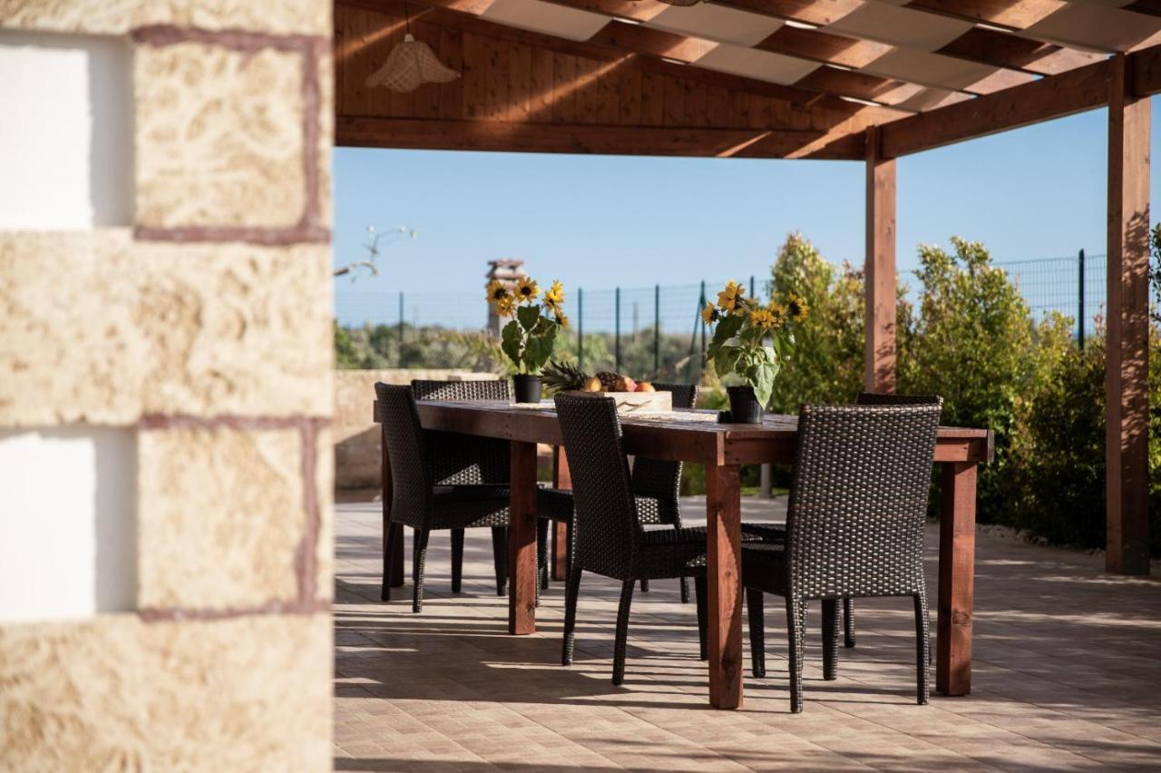 Villetta Mari Con Piscina Esclusiva Nel Salento Capilungo Ngoại thất bức ảnh