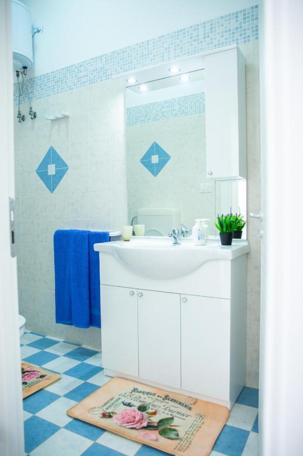 Villetta Mari Con Piscina Esclusiva Nel Salento Capilungo Ngoại thất bức ảnh